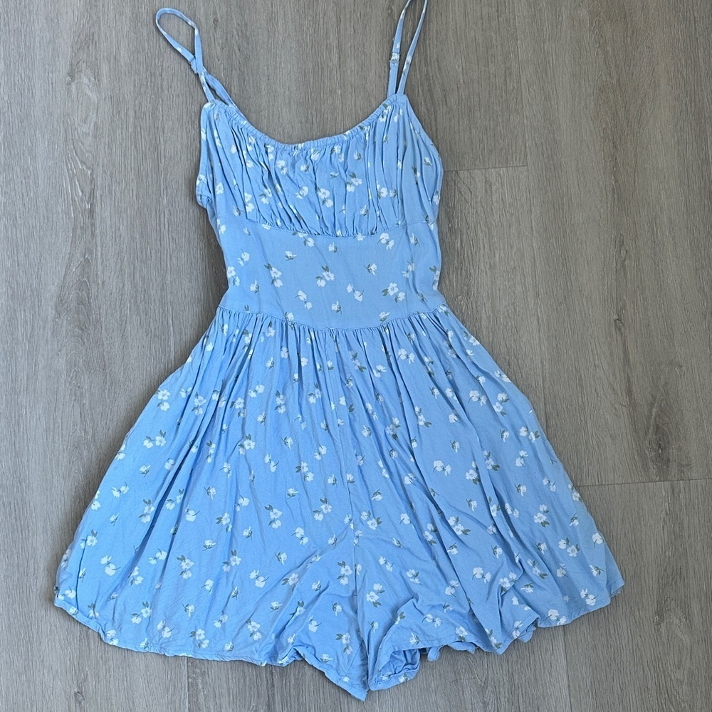HOLLISTER Blue Floral Romper size XXS